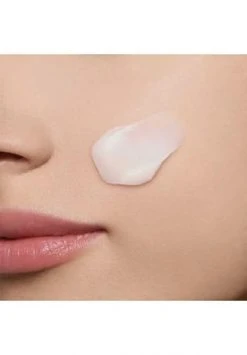 CLARINS Day Cream 50ml -GESICHTSPFLEGE Verkäufe unnamed file 388